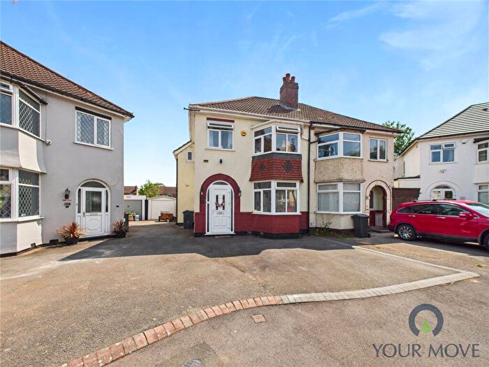 3 Bedroom Semi-Detached House For Sale In Fallowfield Avenue, Birmingham, West Midlands, B28