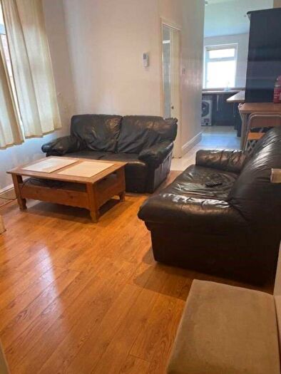 6 Bedroom Terraced House To Rent In Cawdor Road, Fallowfield, M14