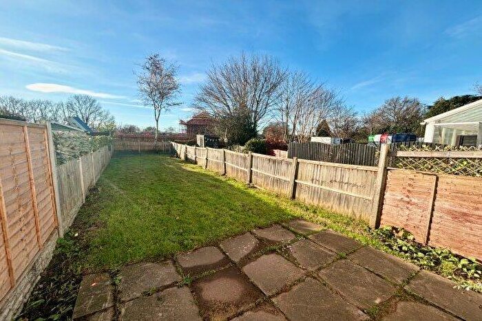 2 Bedroom Cottage To Rent In Burton Road, Lichfield, WS13