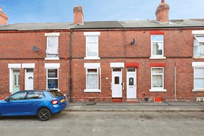 2 Bedroom Terraced House For Sale In Gladstone Road, Hexthorpe, Doncaster, DN4