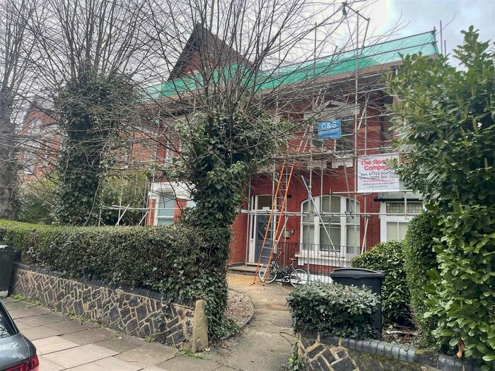 Studio To Rent In Avenue Road, London, N6