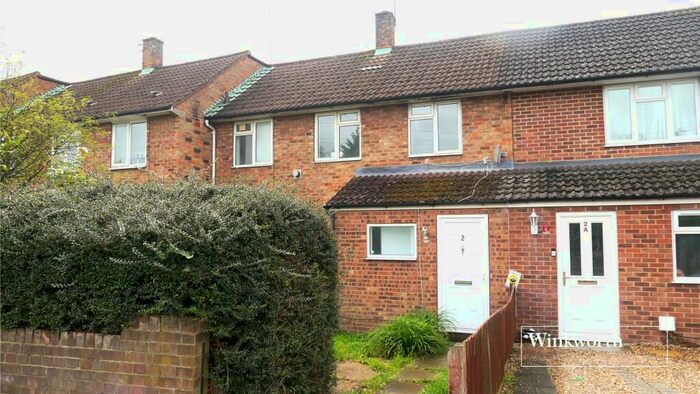 4 Bedroom Terraced House To Rent In Connaught Road, Barnet, EN5