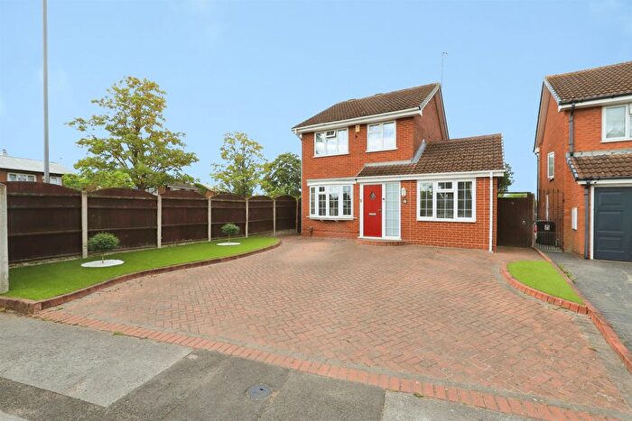 3 Bedroom Detached House For Sale In Bittell Close, Moseley Parklands, Wolverhampton, WV10