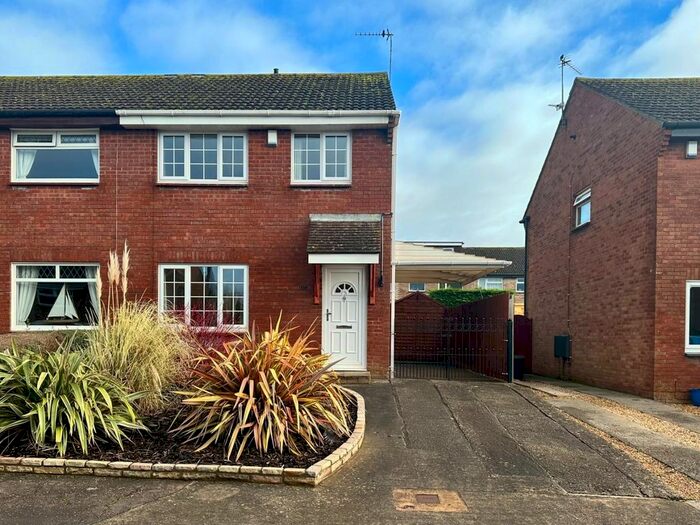 3 Bedroom Semi Detached House To Rent In Conybeare Road, Sully, CF64