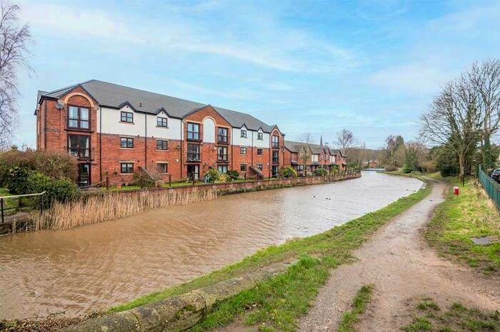 2 Bedroom Apartment For Sale In Mill Leat Close, Parbold, Wigan, WN8