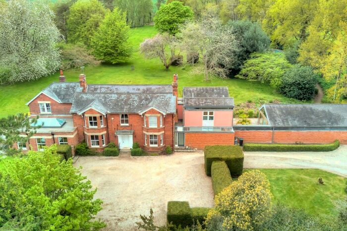 6 Bedroom Detached House For Sale In High Street, Clavering, Saffron Walden, Essex, CB11