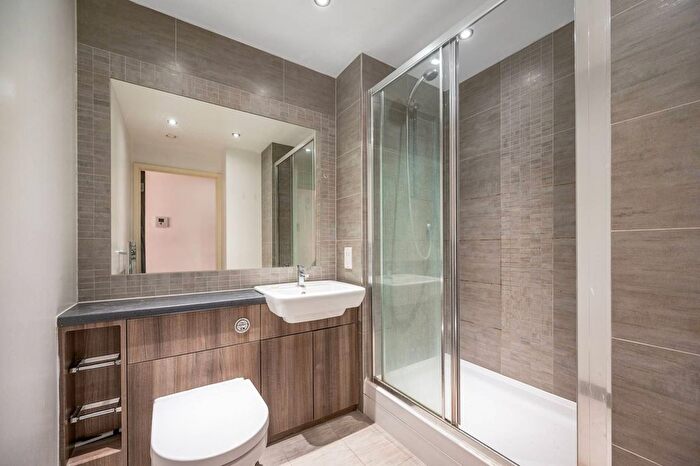 Studio To Rent In Commander Avenue, Colindale, London, NW9