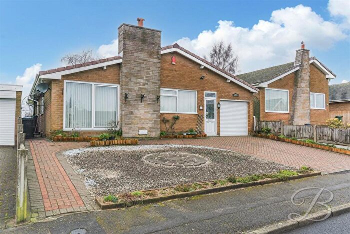 3 Bedroom Detached Bungalow For Sale In Priory Avenue, Ravenshead, Nottingham, NG15