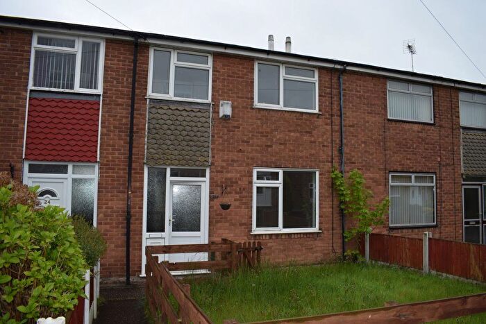 3 Bedroom Town House To Rent In Flintham Court, Mansfield, NG18