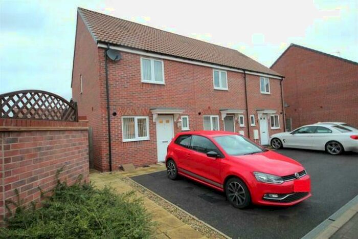 2 Bedroom End Of Terrace House To Rent In Countess Road, Market Deeping, PE6