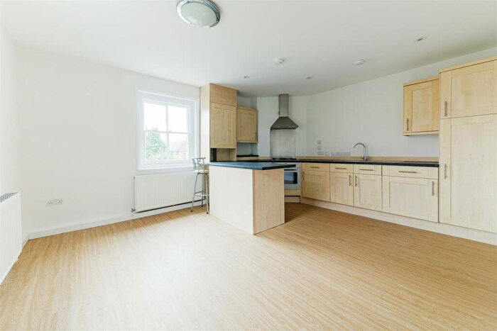 1 Bedroom Apartment To Rent In High Street, Banstead, SM7