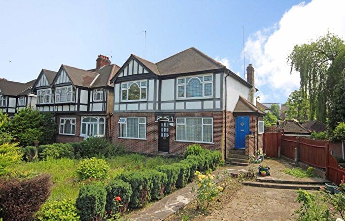 2 Bedroom Flat For Sale In Greystoke Park Terrace, Ealing, W5