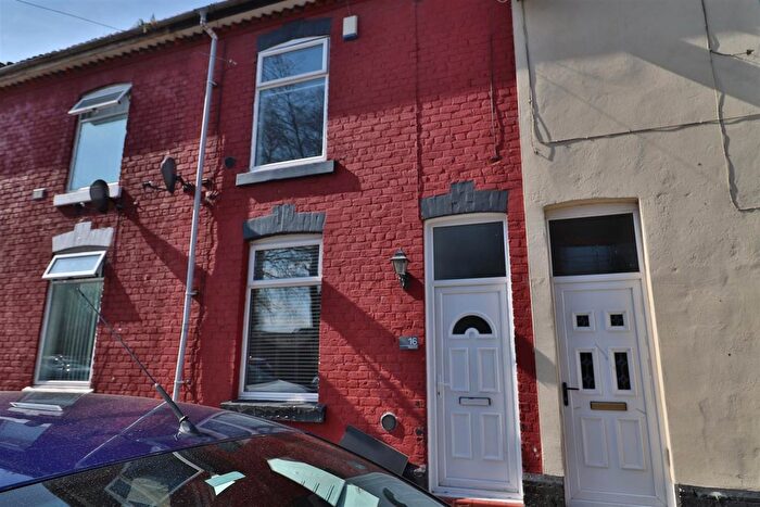 2 Bedroom Terraced House To Rent In Market Street, Widnes, WA8