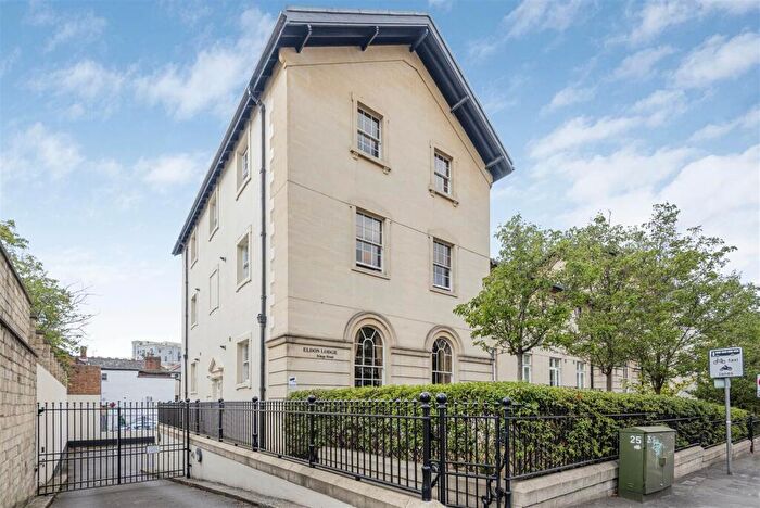 1 Bedroom Apartment For Sale In Eldon Lodge, Kings Road, Reading, RG1