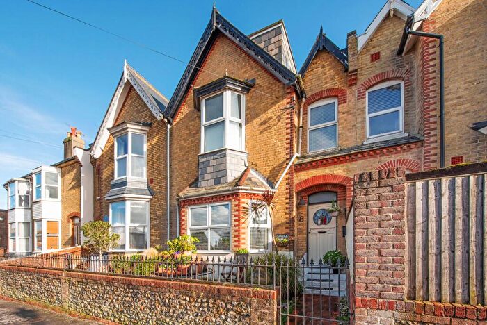 4 Bedroom Terraced House For Sale In Felpham Road, Felpham, PO22