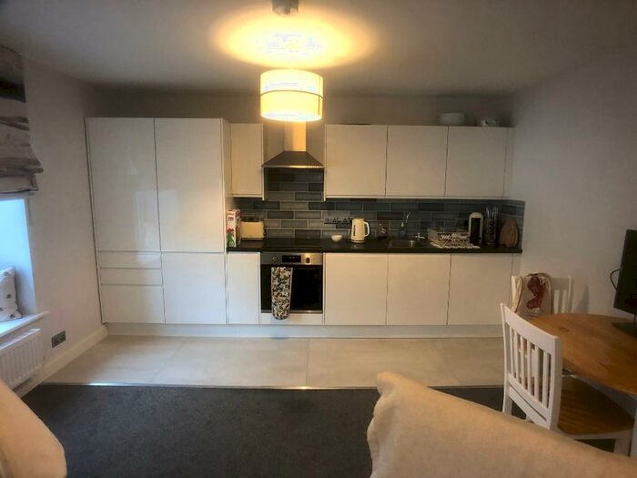 2 Bedroom Apartment To Rent In Brook Street, Ilkley, West Yorkshire, LS29