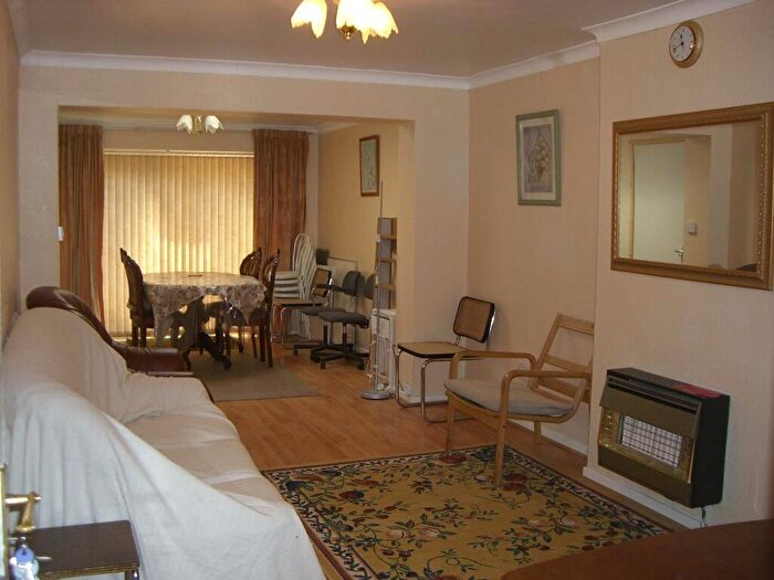 4 Bedroom Semi Detached House To Rent In Frederick Road, Selly Oak, Birmingham, B29