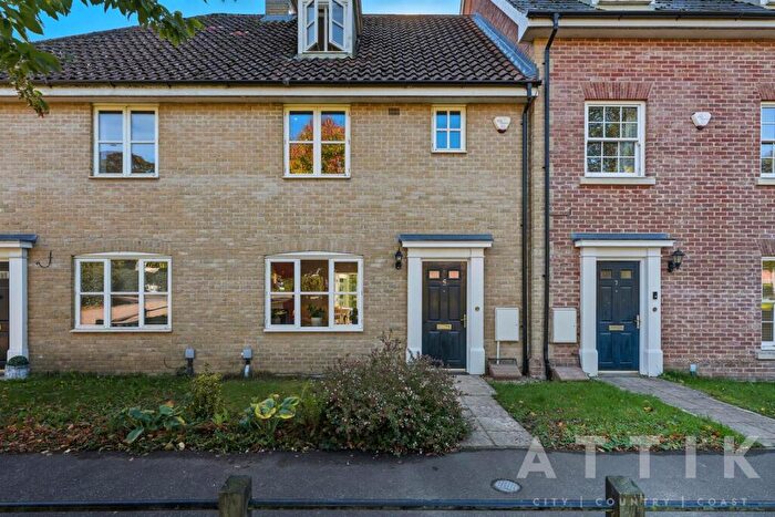 3 Bedroom Town House For Sale In Lord Nelson Drive, New Costessey, Norwich, NR5