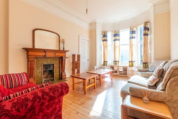 4 Bedroom Flat To Rent In Haymarket Terrace, Edinburgh, EH12