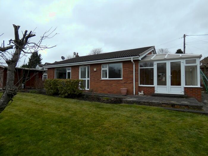 2 Bedroom Detached Bungalow To Rent In Doseley Road, Doseley, Telford, TF4