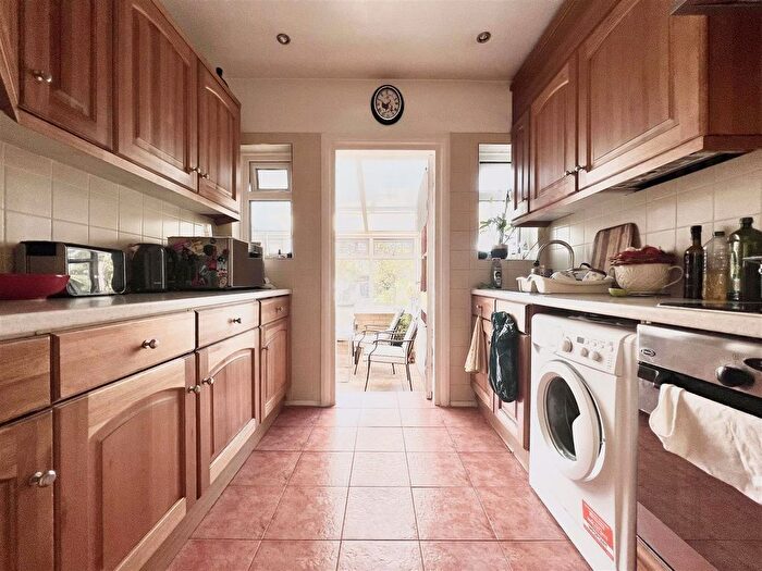 3 Bedroom Terraced House To Rent In South Countess Road, London, E17