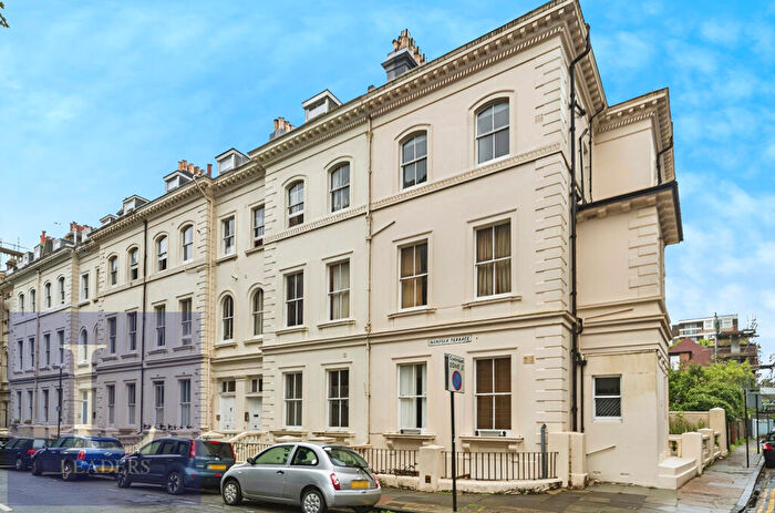 2 Bedroom Flat To Rent In Norfolk Terrace, BN1