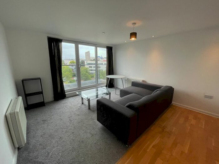 2 Bedroom Flat To Rent In Hawkhill, Dundee, DD1