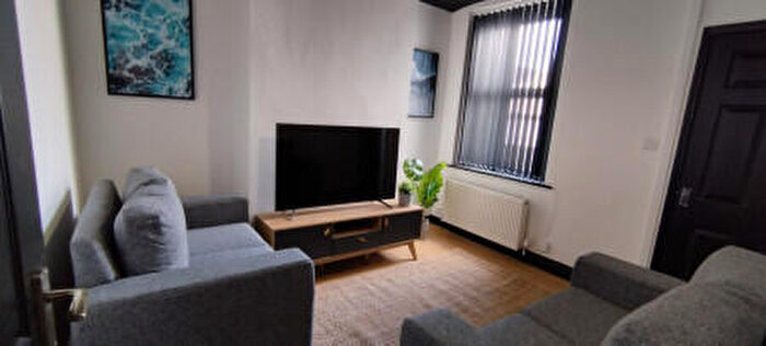 3 Bedroom Terraced House To Rent In Stirling Road - House Share - July, LA1