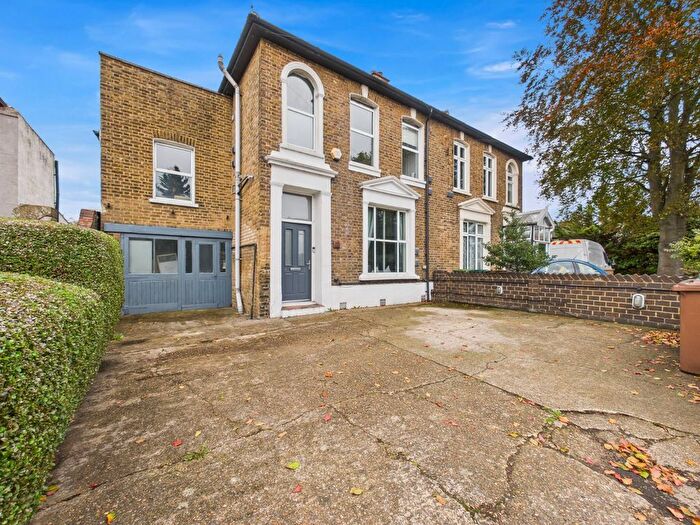4 Bedroom Semi-detached House For Sale In Stanwell Road, Ashford, Surrey, TW15