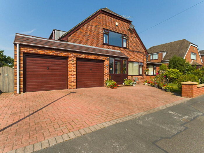 4 Bedroom Detached House For Sale In Bleasdale Close, Aughton, Lancashire, L39