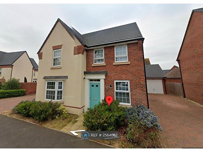 4 Bedroom Detached House To Rent In Gallant Way, Brooklands, Milton Keynes, MK10