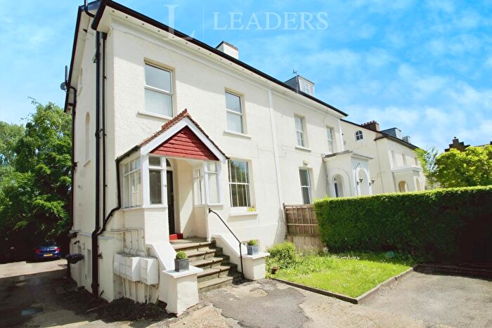 1 Bedroom Flat To Rent In Reigate Hill, Reigate, Surrey, RH2