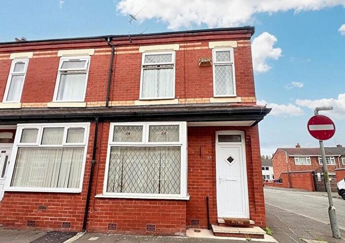 2 Bedroom Terraced House For Sale In Romney Street, Salford, M6