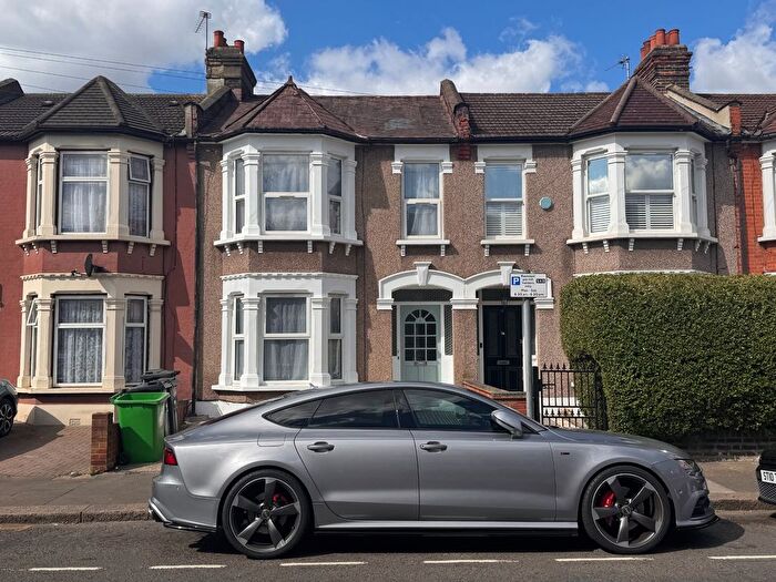 4 Bedroom Terraced House To Rent In Elmstead Road, Ilford, IG3