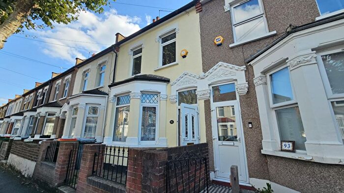 3 Bedroom Terraced House To Rent In Masterman Road, London, E6