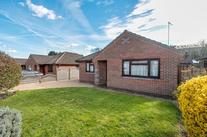 3 Bedroom Bungalow For Sale In St. Leonards Close, Fareham, Hampshire, PO15