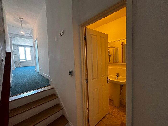 1 Bedroom Flat To Rent In Waterloo Street, Weston-Super-Mare, BS23