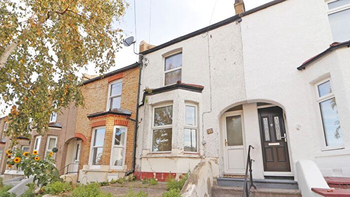 2 Bedroom Terraced House For Sale In Sladedale Road, Plumstead, SE18