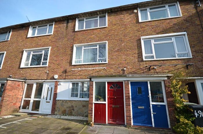 2 Bedroom Maisonette To Rent In Burnt Ash Road Lee, SE12