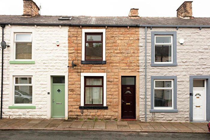 2 Bedroom Terraced House To Rent In Padiham, Lancashire, BB12