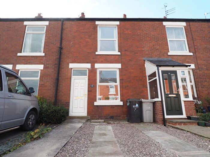 2 Bedroom Terraced House To Rent In Meadow Lane, Disley, SK12