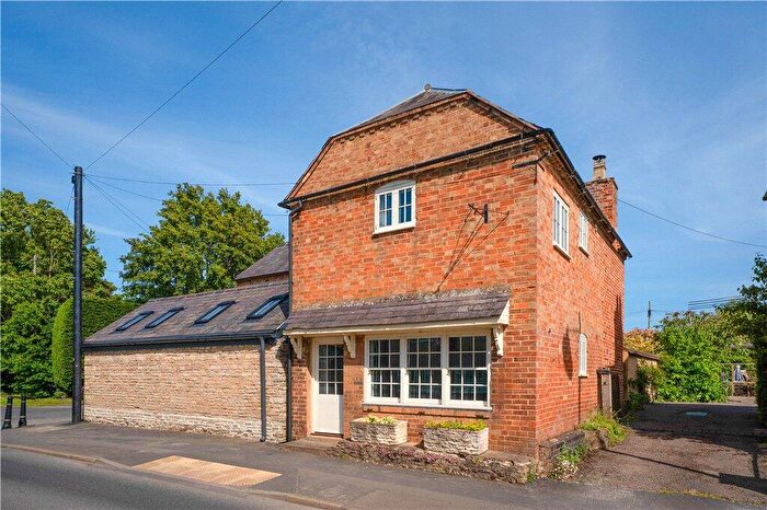 5 Bedroom Detached House For Sale In Fosse Way, Halford, Shipston-on-Stour, Warwickshire, CV36