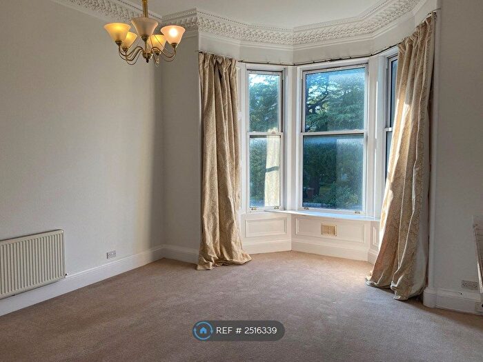 2 Bedroom Flat To Rent In Newbattle Terrace, Edinburgh, EH10