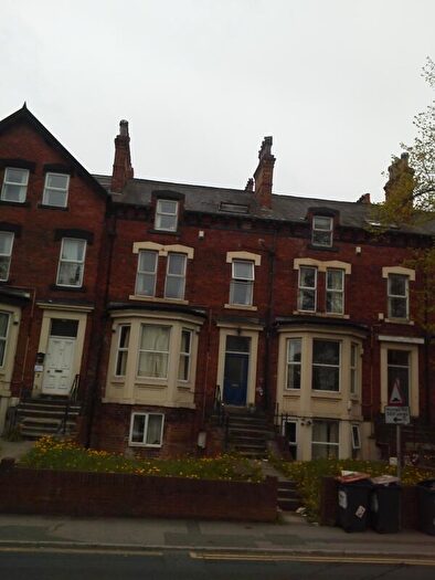 2 Bedroom Flat To Rent In Cardigan Road, Headingley, Leeds, LS6