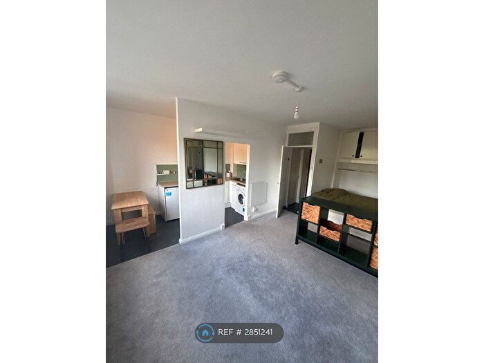Studio To Rent In Haverstock Hill, London, NW3