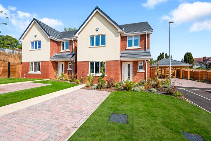 4 Bedroom Detached House For Sale In Nicholson Court, Kidderminster, DY10