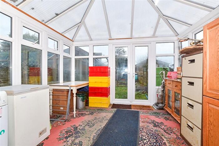 3 Bedroom Terraced House For Sale In Drage Road, East Peckham, Tonbridge, Kent, TN12