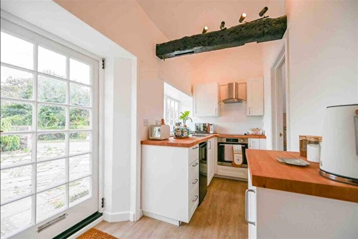 1 Bedroom Detached Bungalow To Rent In The Smithy, Barton Close, Bognor Regis, West Sussex, PO21