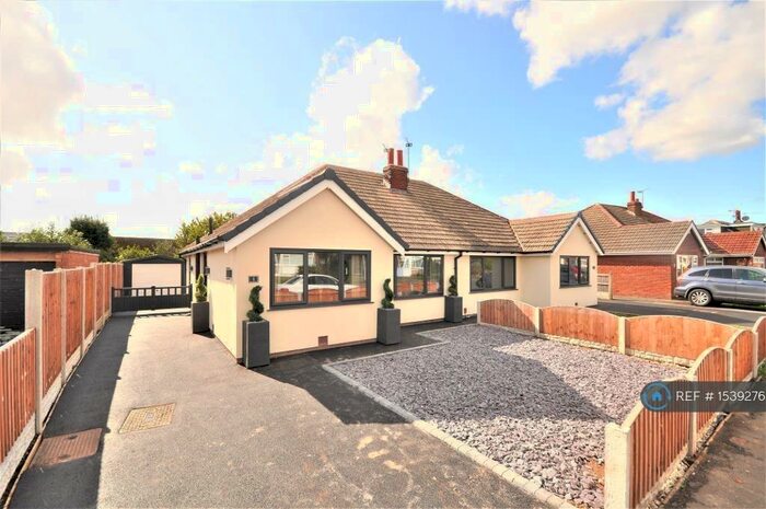 2 Bedroom Bungalow To Rent In Poplar Avenue, Warton, Preston, PR4