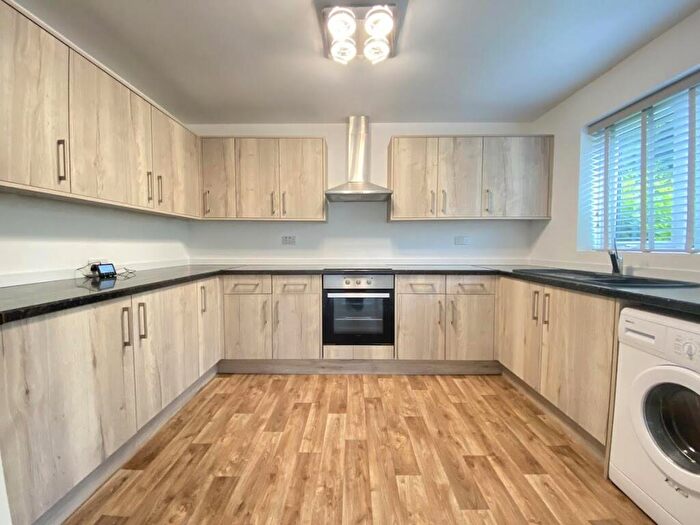 2 Bedroom Flat To Rent In Chevin Court, New Zealand Lane, Duffield, DE56